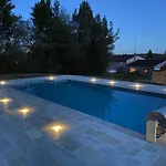 빌라 Au Calme A Litout, Piscine, Clim, 10 Personnes, Proche St Emilion