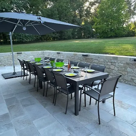 Au Calme A Litout, Piscine, Clim, 10 Personnes, Proche St Emilion Villa Minzac