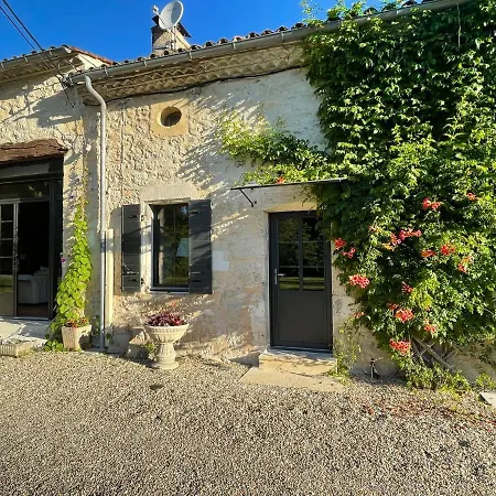 别墅 Au Calme A Litout, Piscine, Clim, 10 Personnes, Proche St Emilion Minzac