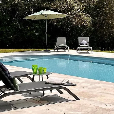 Villa Au Calme A Litout, Piscine, Clim, 10 Personnes, Proche St Emilion Minzac