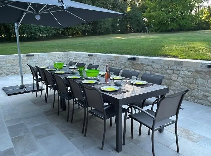 Au Calme A Litout, Piscine, Clim, 10 Personnes, Proche St Emilion Villa Minzac